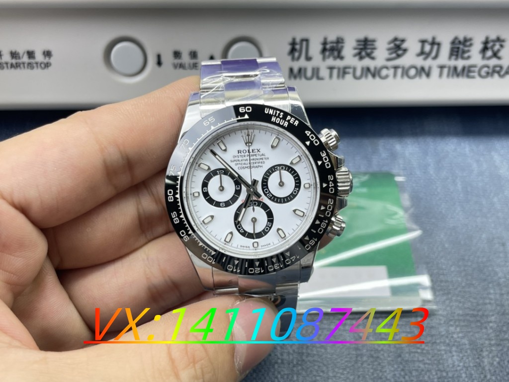 BT廠(chǎng)勞力士熊貓迪通拿搭載4130機(jī)芯:與正品對(duì)比全解析